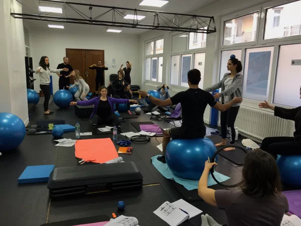 Pilates Senior et femme enceinte Lyon 2019 avec Jonathan Genin